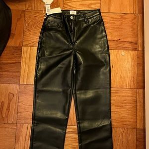 Aritizia Cropped Wilfred Leather Pants